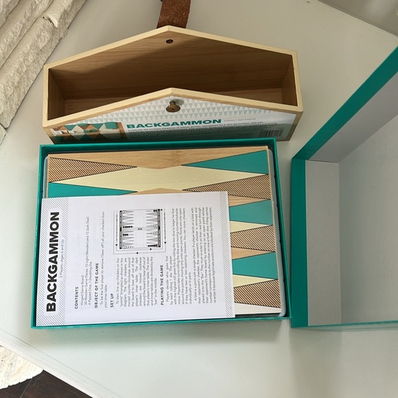 Backgammon Game - Picture 6 of 7